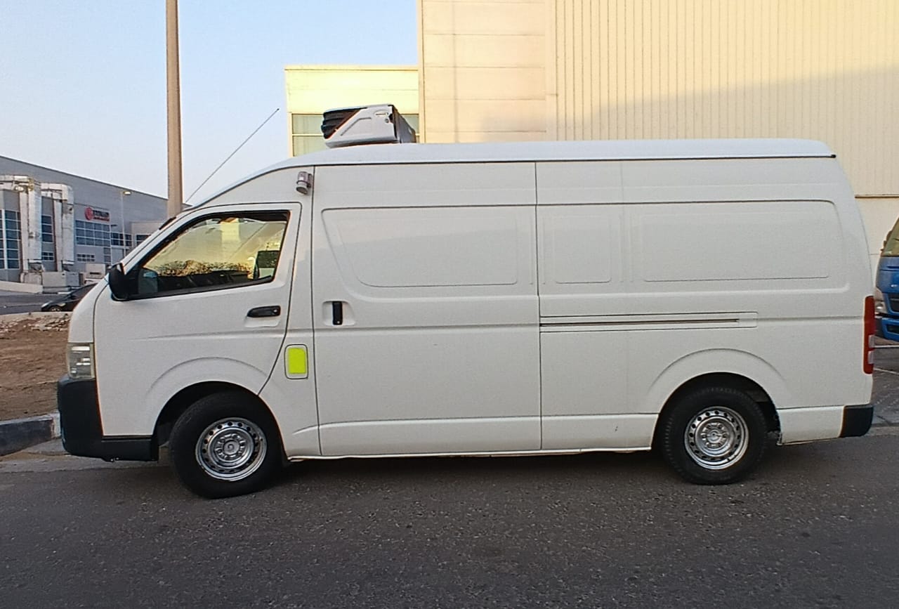 White high roof van in Abu Dhabi ideal for cargo transport, event equipment delivery, and commercial logistics across the UAE.
